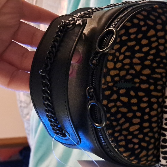 Thacker Backpack - Picture 4 of 6